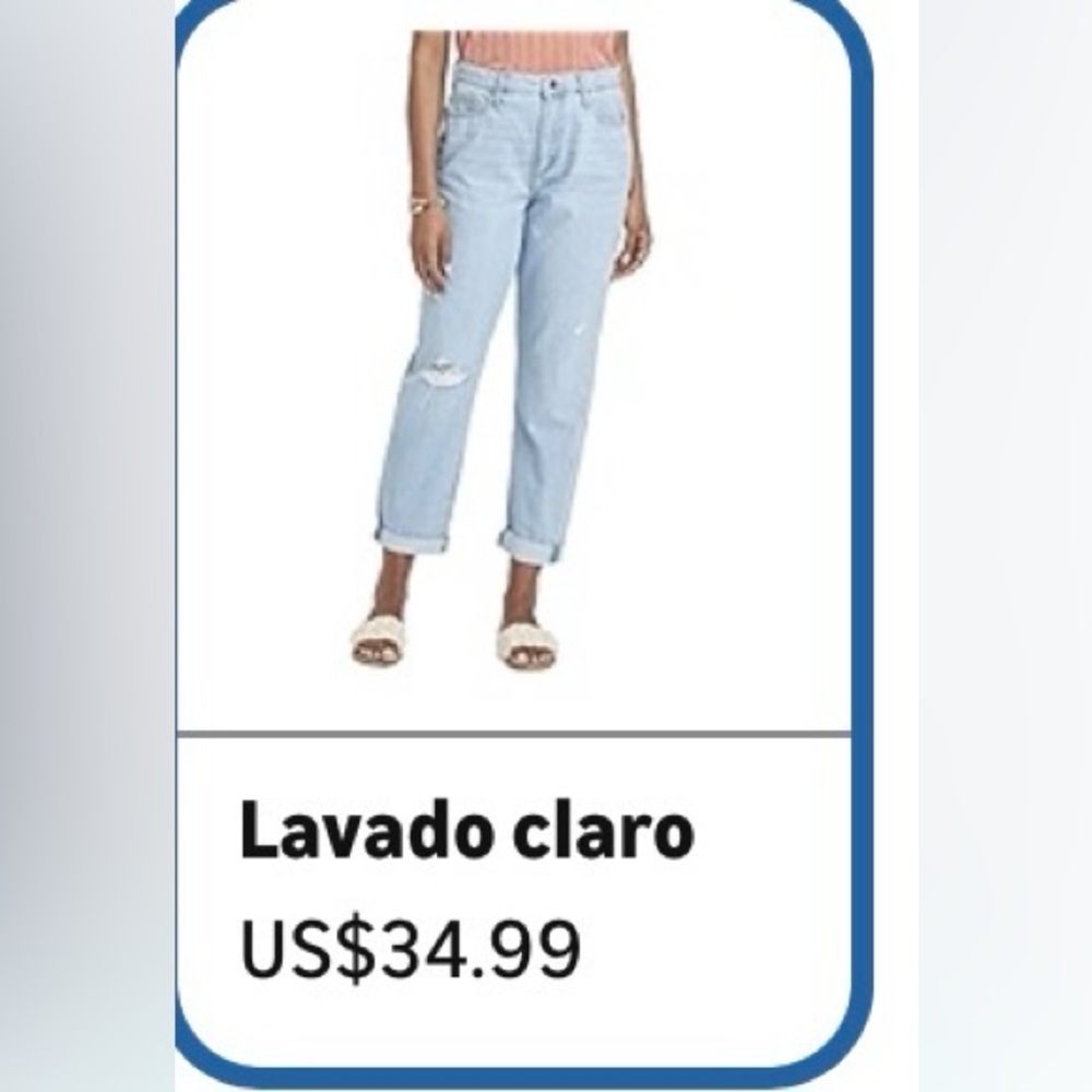 Light Wash Women's Relaxed Jeans - Light Blue